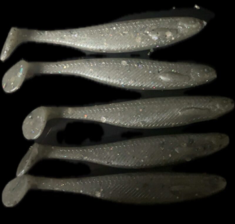4" Chrome Comet Scream Minnow (Glow) 6pk - Image 4